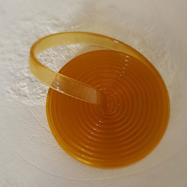 Cord&oacute;n plano de PVC de 1 metro 5,8 x 1,9 mm Amarillo oscuro transl&uacute;cido