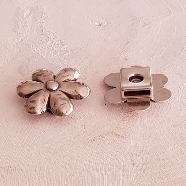 Anillo de zamac para cuero 10 mm N&deg;01