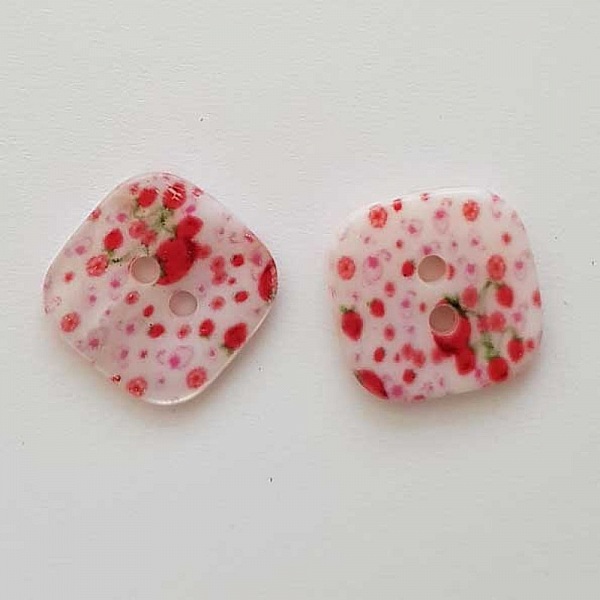 Bouton fantaisie Carr&eacute; &agrave; fleurs 14 mm N&deg;04