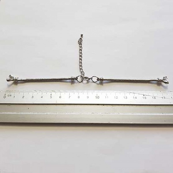 Estilo Europeo Reloj Dial Cadena Pulsera con Cierre de Mosquet&oacute;n 8.5 X 9.5 Cm