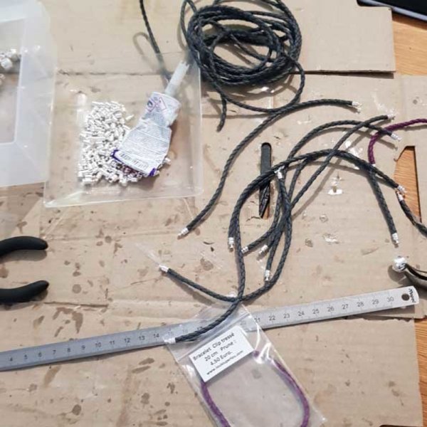 Pulsera clip lisa europea Uni 04 DE 15 A 23 CM Lam&eacute;