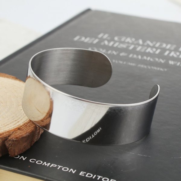 Pulsera de acero inoxidable de 20 mm N&deg;03