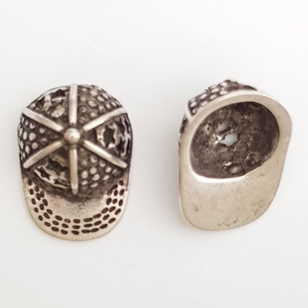 Sombrero Charm N&deg;07 en zamak