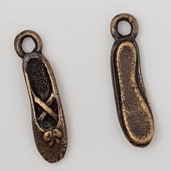 Encanto de zapato N&deg;24