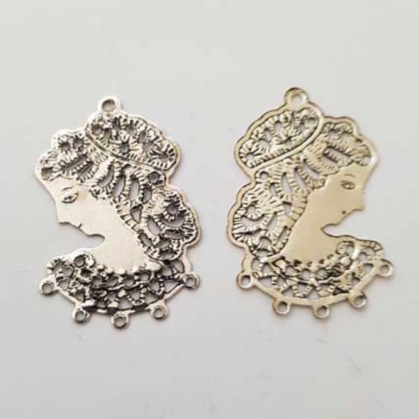 Breloque Divers N&deg;042 Connecteur Argent