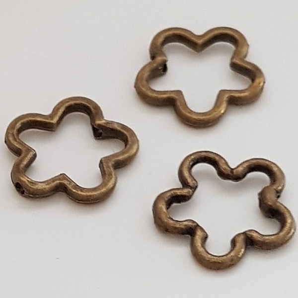 Amuleto Flor Metal N&deg;031 Bronce