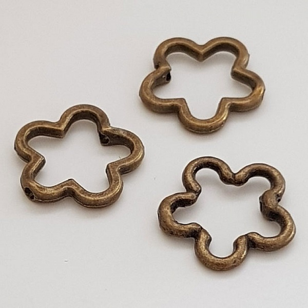 Amuleto Flor Metal N&deg;031 Bronce