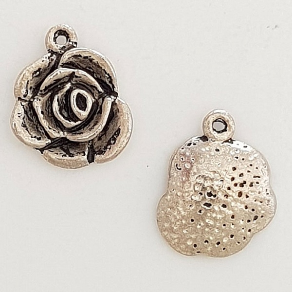 Charm Flor Metal N&deg;046 Plata