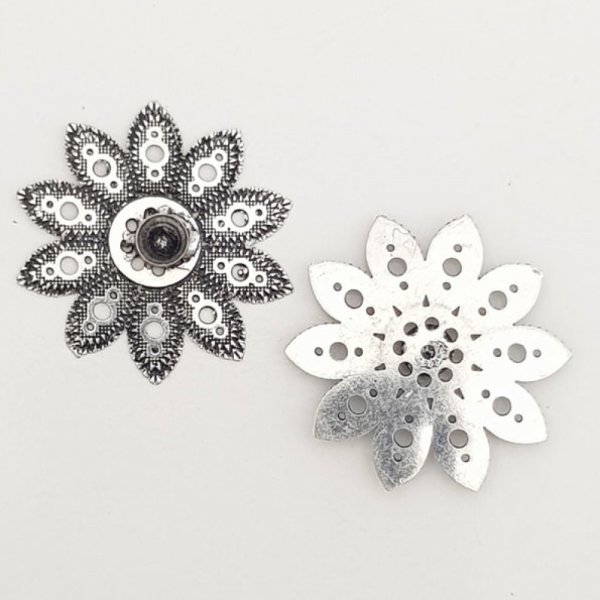 Charm Flor Metal N&deg;059 Plata
