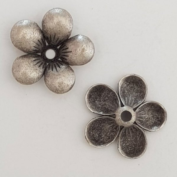 Charm Flor Metal N&deg;066 Plata