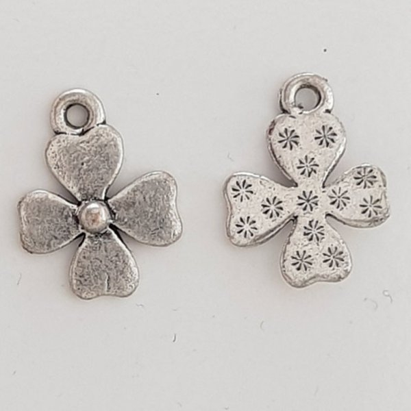 Charm Flor Metal N&deg;091 Plata