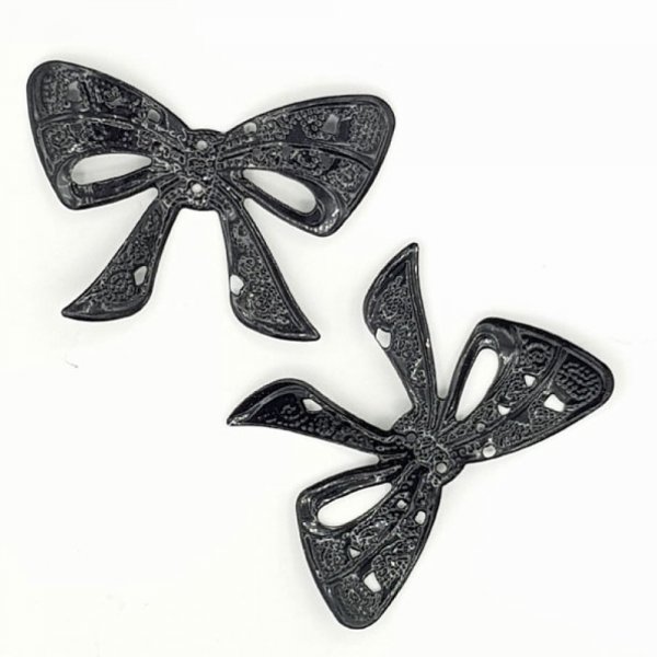 Colgante nudo N&deg;06, conector de nudo de filigrana en metal fino negro 39 x 26 mm