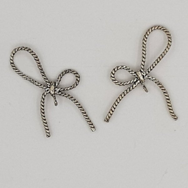 Pajarita de plata N&deg;08 Pajarita de metal plateado