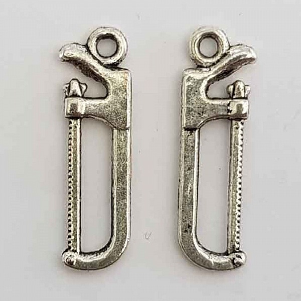 Charm Herramienta Sierra N&deg;01 Plata