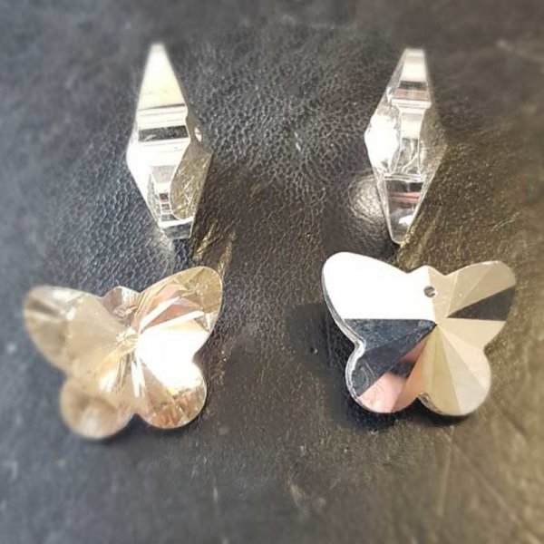 Colgante mariposa de cristal facetado N&deg;02-01