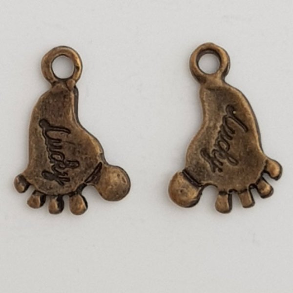 Amuleto de pie N&deg;04