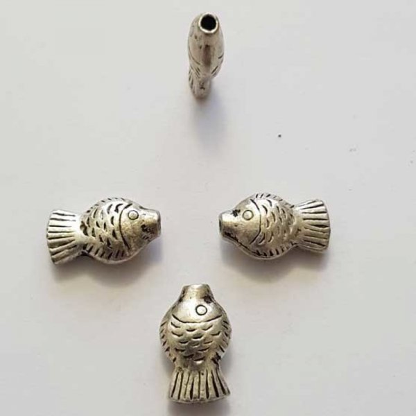 Breloque Poisson N&deg;06 Argent