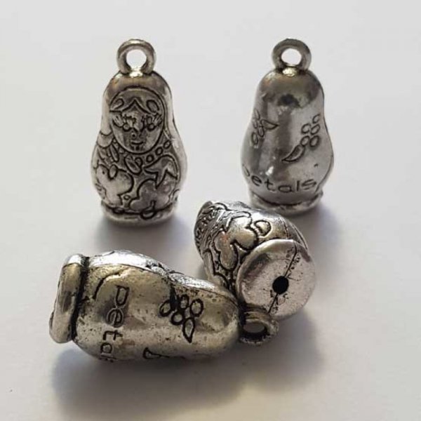 Breloque Poup&eacute;e Russe N&deg;01 25 mm Argent