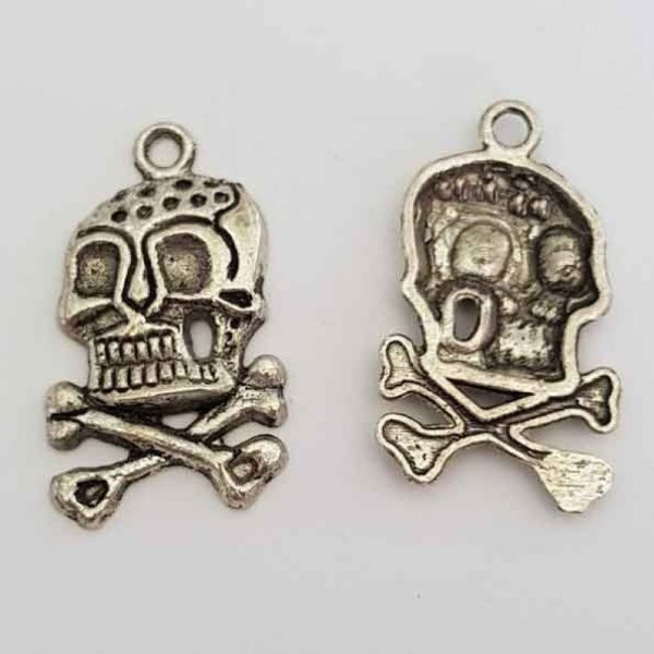 Colgante de calavera y tibias cruzadas N&deg;02