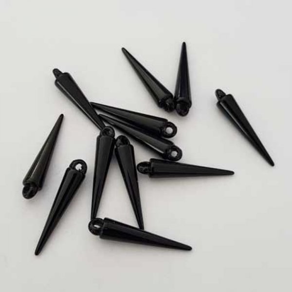 Breloque pic c&ocirc;ne clou noir 23 mm 01