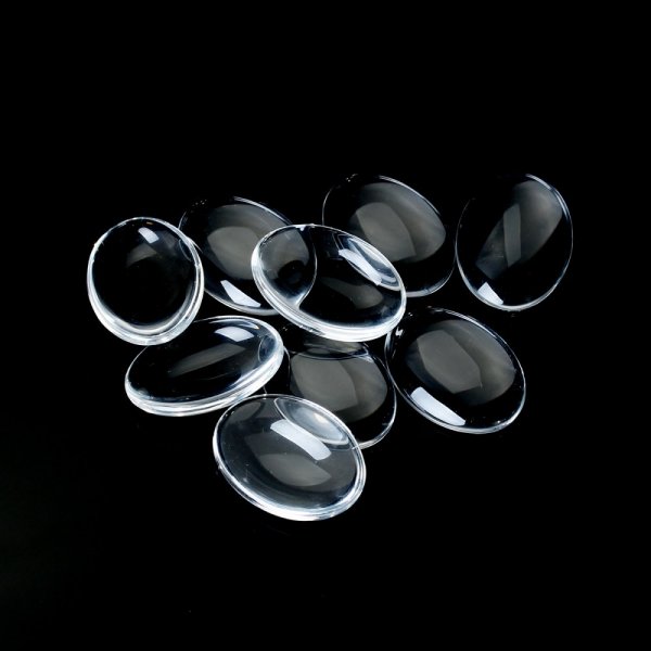 Cabochon Oval 15 x 20 mm en vidrio transparente N&deg;18 por 2 piezas