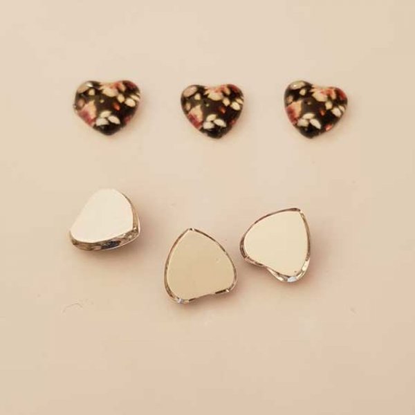 Cabochons coeur en verre 9.70 mm N&deg;01