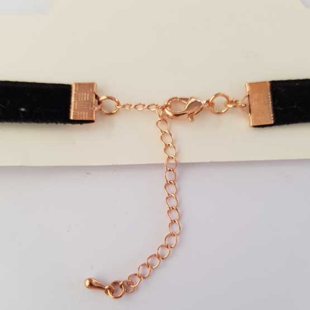 Collier Ras De Cou Velours Noir N°02