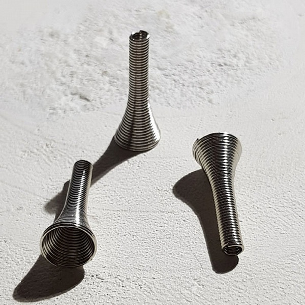 Copa C&oacute;nica Espiral N&deg;02 X 2 Piezas Plata Envejecida.