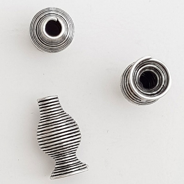 Copa c&oacute;nica en espiral N&deg;10 Plata envejecida.