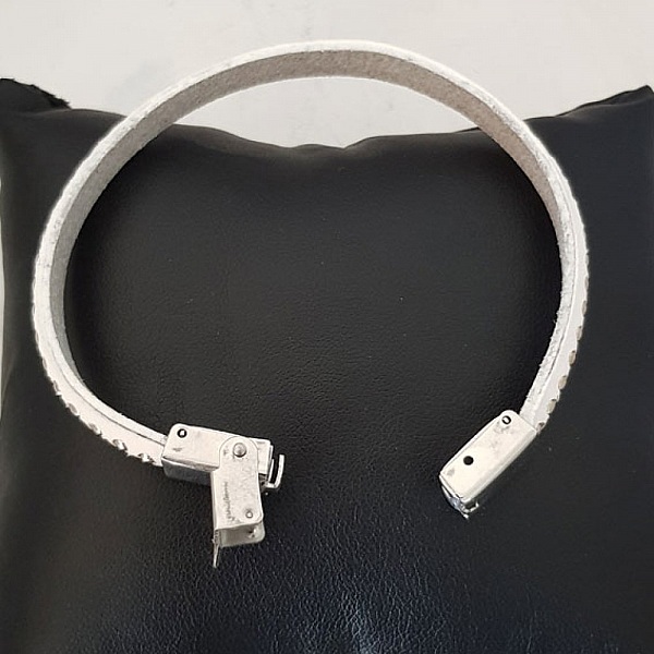 Bola de cuero T-Moro de 10 mm con cadena de bolas sin n&iacute;quel por 20 cm