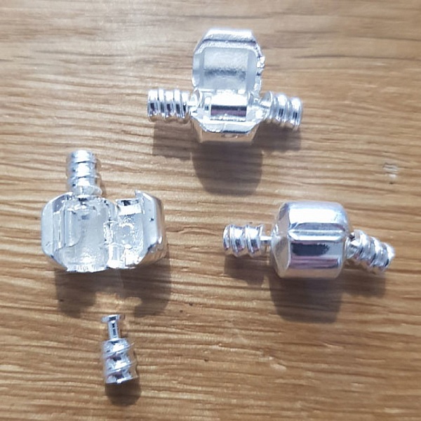 Cierre clip completo N&deg;03