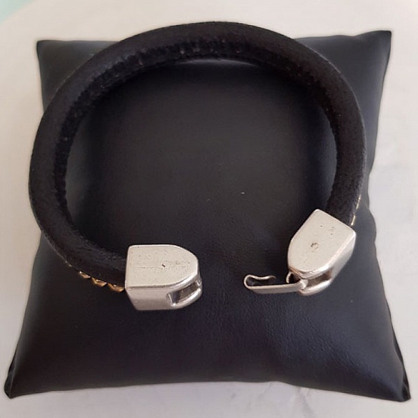 Cierre de gancho de zamak para cuero 10 mm R&eacute;galiz