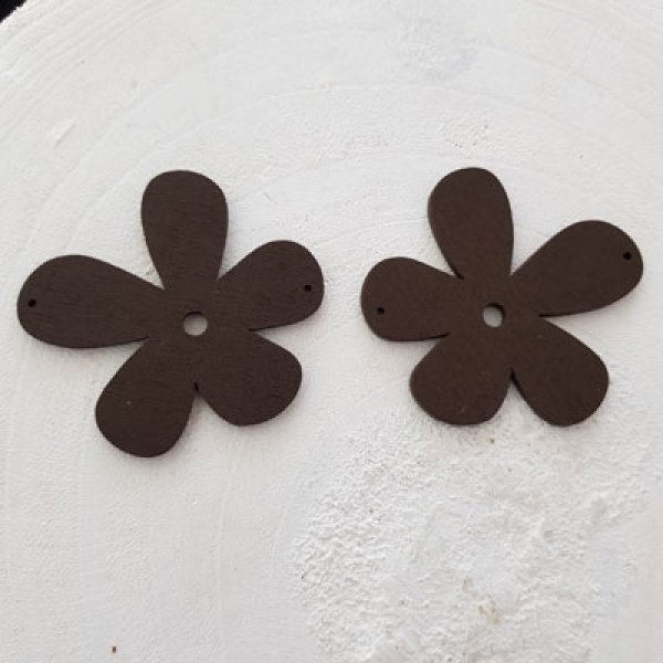 Flor Colgante o conector de madera 57 mm Marr&oacute;n
