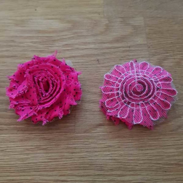 Flor de tela deshilachada n.&ordm; 41