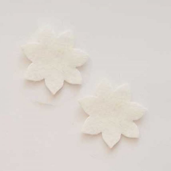 Jolie petite fleur en Feutrine 36 mm N&deg;10-07 x 2 pi&egrave;ces