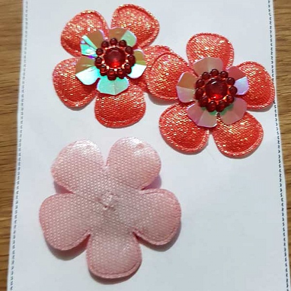 Lote de 3 flores 5 p&eacute;talos Tissus Rojo