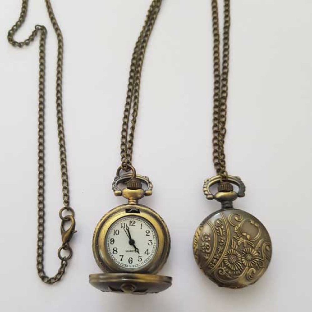 Reloj de fuelle Egipto de bronce antiguo con cadena