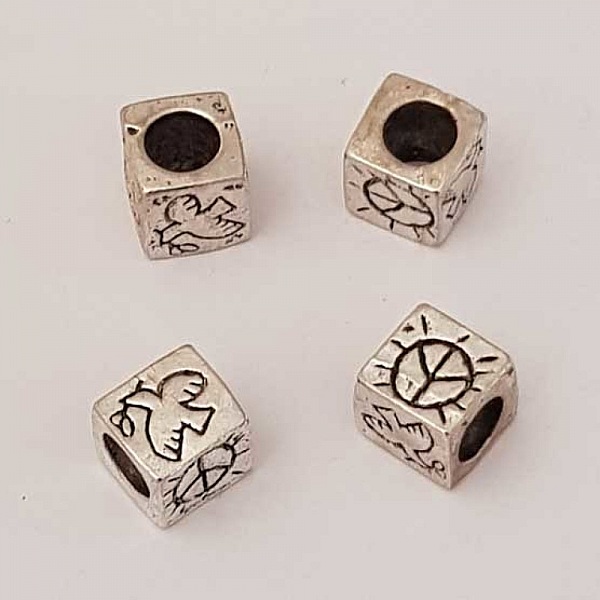 Perle 10 mm Carr&eacute; N&deg;0553