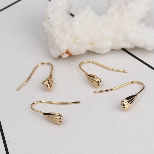 Portapendientes N&deg;28 Gancho de concha dorado