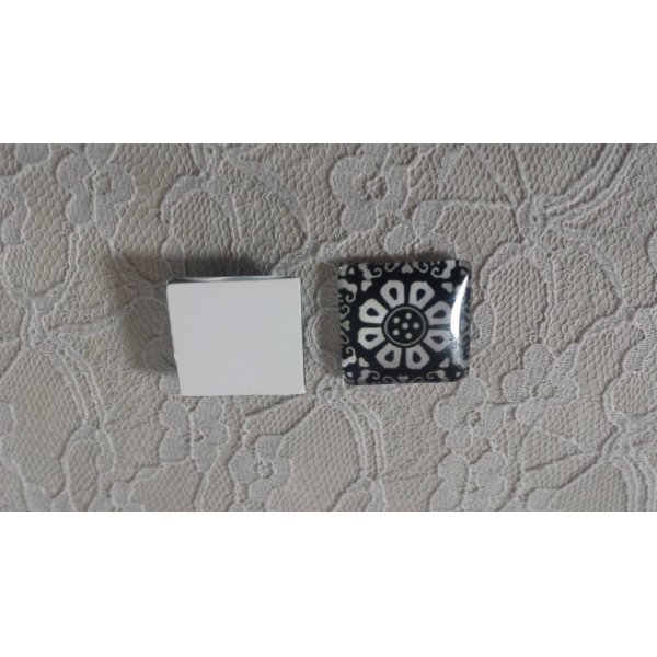 cabuj&oacute;n de cristal cuadrado 25mm 044 