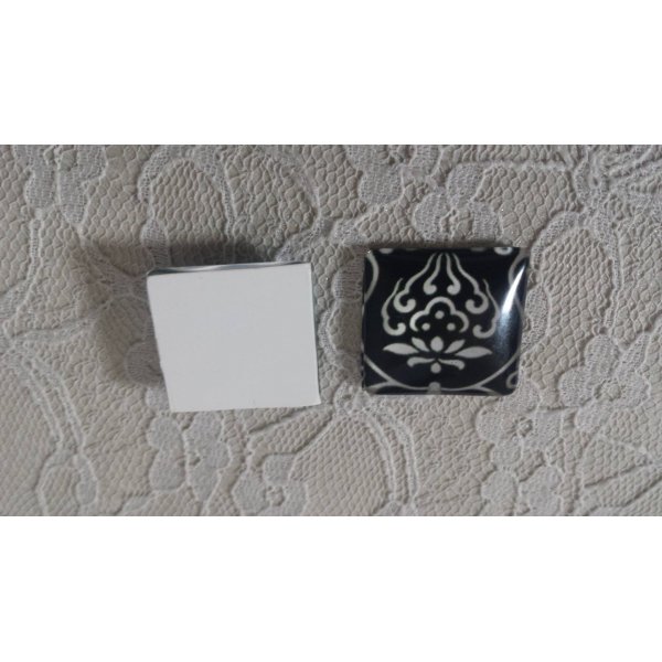 cabuj&oacute;n cuadrado de vidrio 25mm 043 