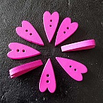 Botón corazón de madera morado N°02-07