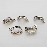 Breloque mâchoire dent croc N°01 Argent