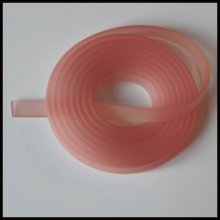 1 metro de cordón plano de PVC 5,8 x 1,9 mm Rosa viejo