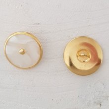 Botón dorado nº 09 redondo de 23 mm