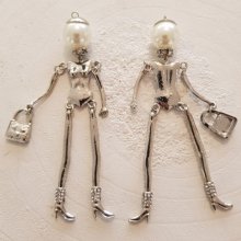 Cuerpo de muñeca en metal plateado con strass 10 cm