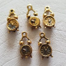 Charm Clockwork N°07 Oro Antiguo