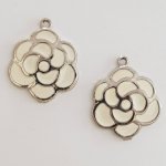 Charm Flor Metal N°030 Plata