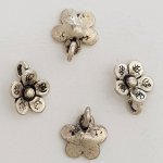 Breloque Fleur Métal N°040 Argent