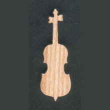 Figurita de violonchelo montada en un huso de madera de fresno, tallada a mano por artesanos